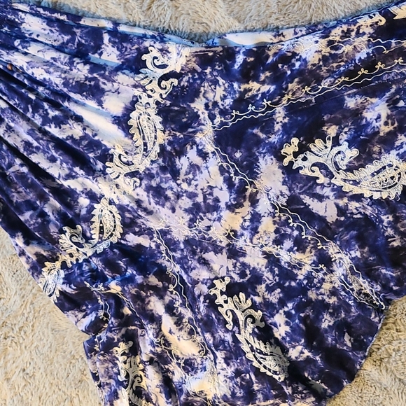 Boho Maxi Dress - Picture 3 of 3